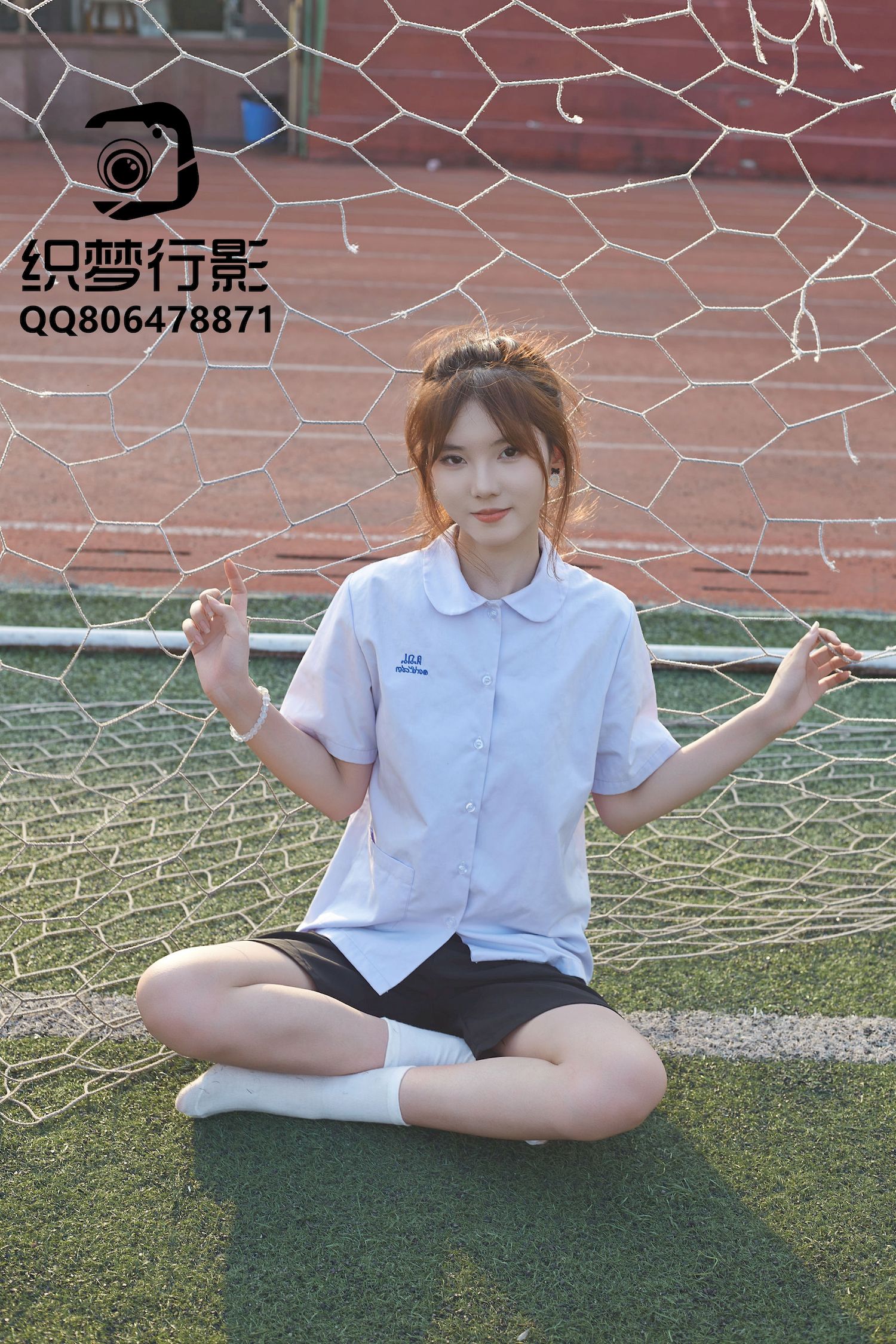 清新美女学妹驾到学校学院风主题写真