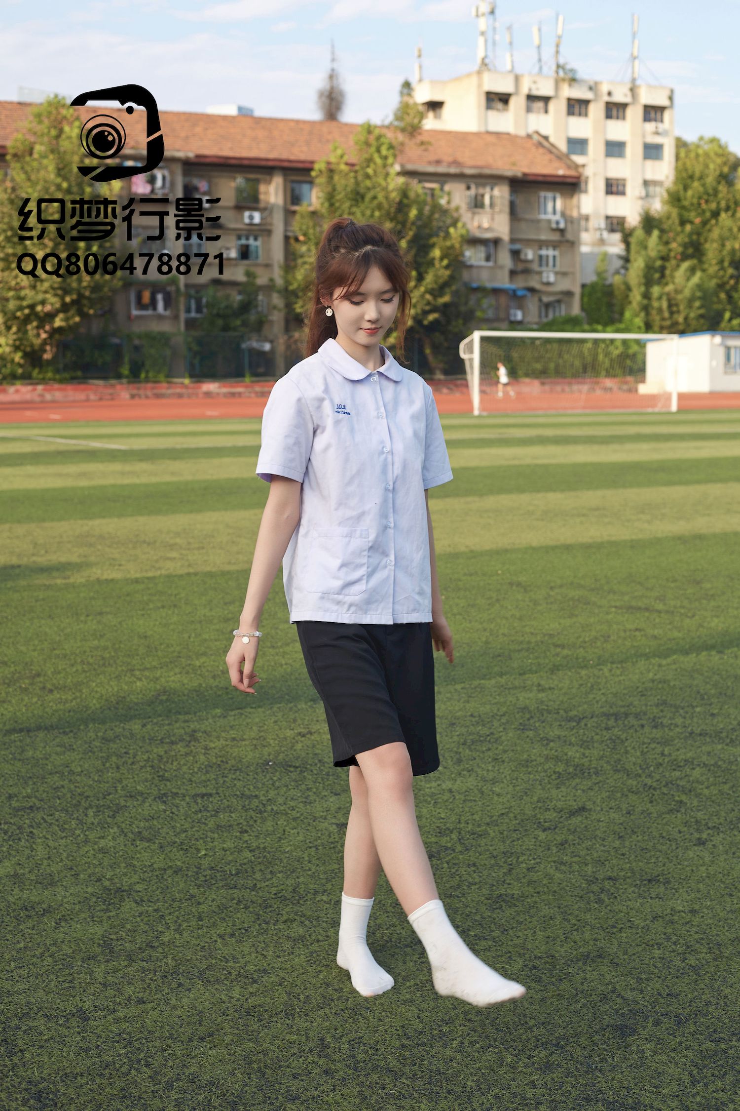 清新美女学妹驾到学校学院风主题写真