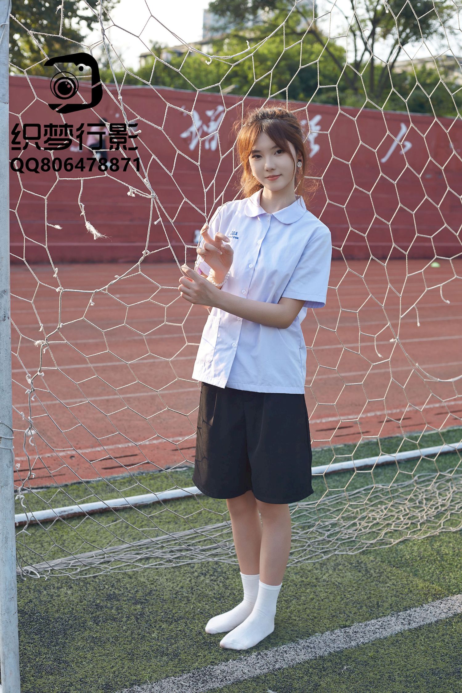 清新美女学妹驾到学校学院风主题写真