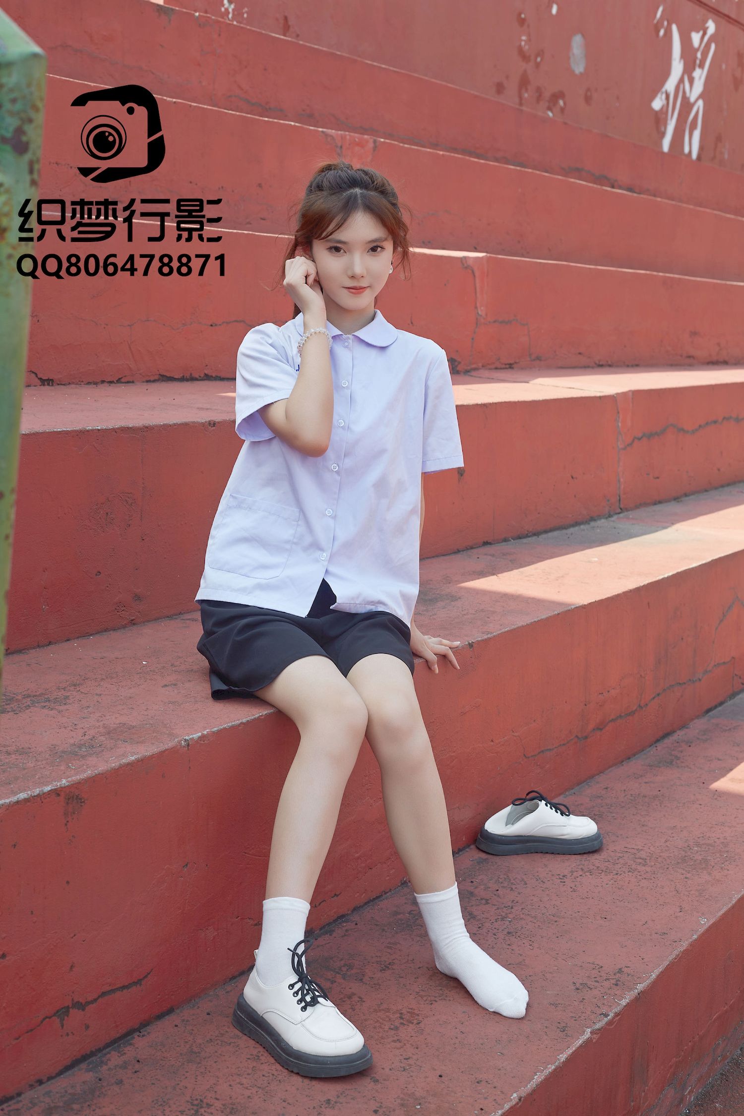 清新美女学妹驾到学校学院风主题写真