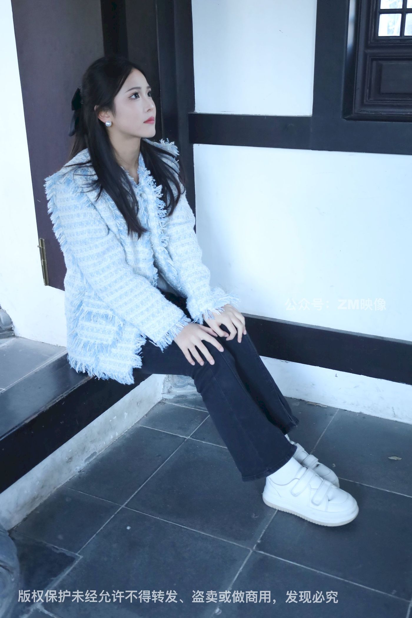 长发美女人面桃花园林序曲阳光写真