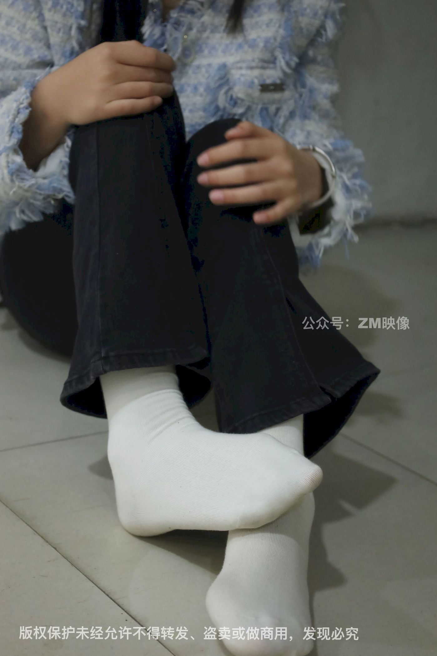 长发美女人面桃花园林序曲阳光写真