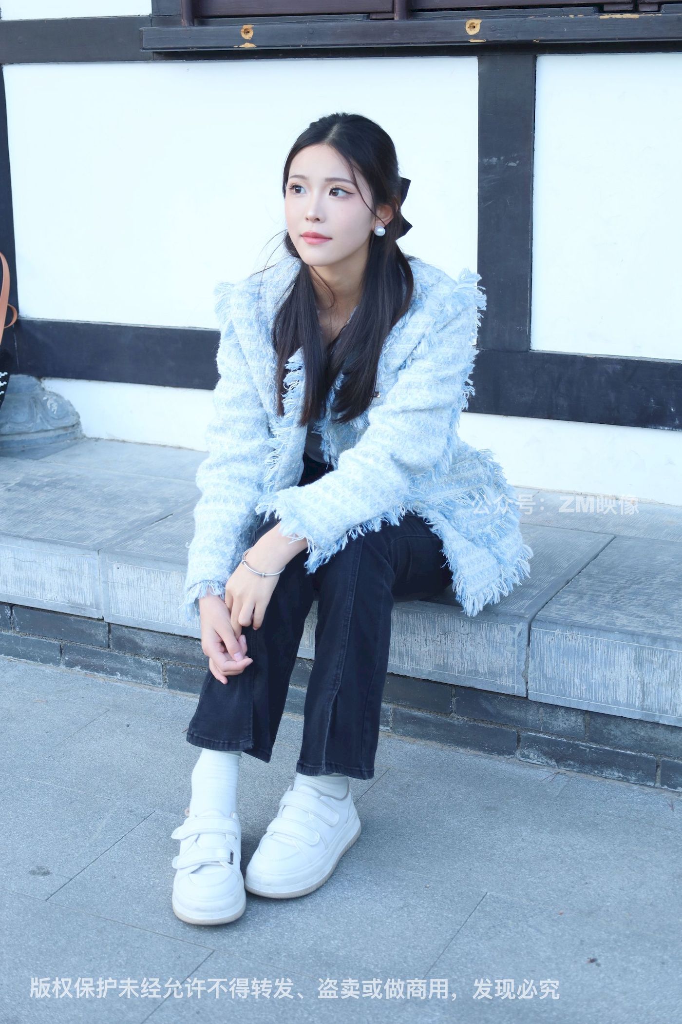 长发美女人面桃花园林序曲阳光写真